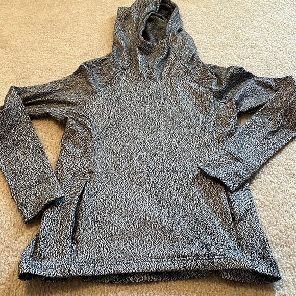 Size 2 lululemon pullover - Picture 1 of 8